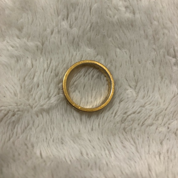 MARC BY MARC JACOBS CREAM RING - Picture 3 of 10